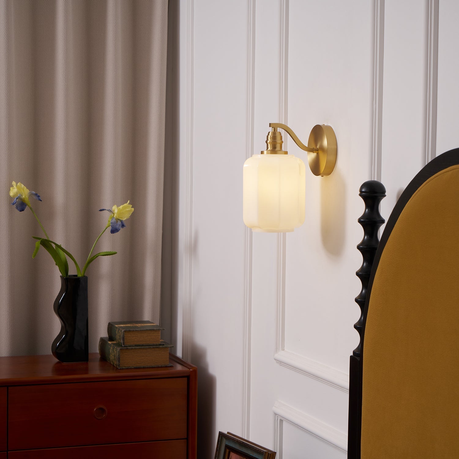 Henry Wall Lamp | Esilora