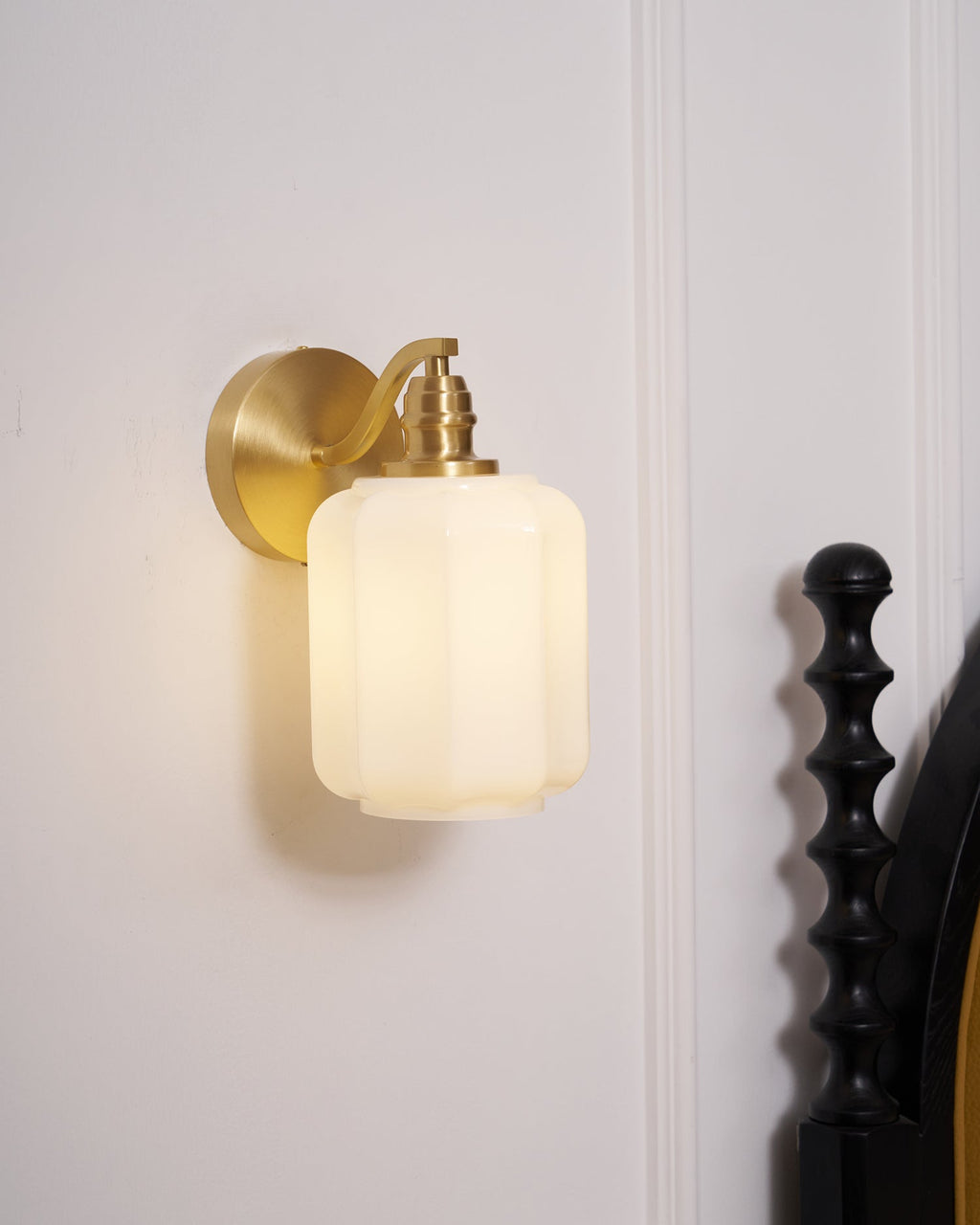 Henry Wall Lamp | Esilora
