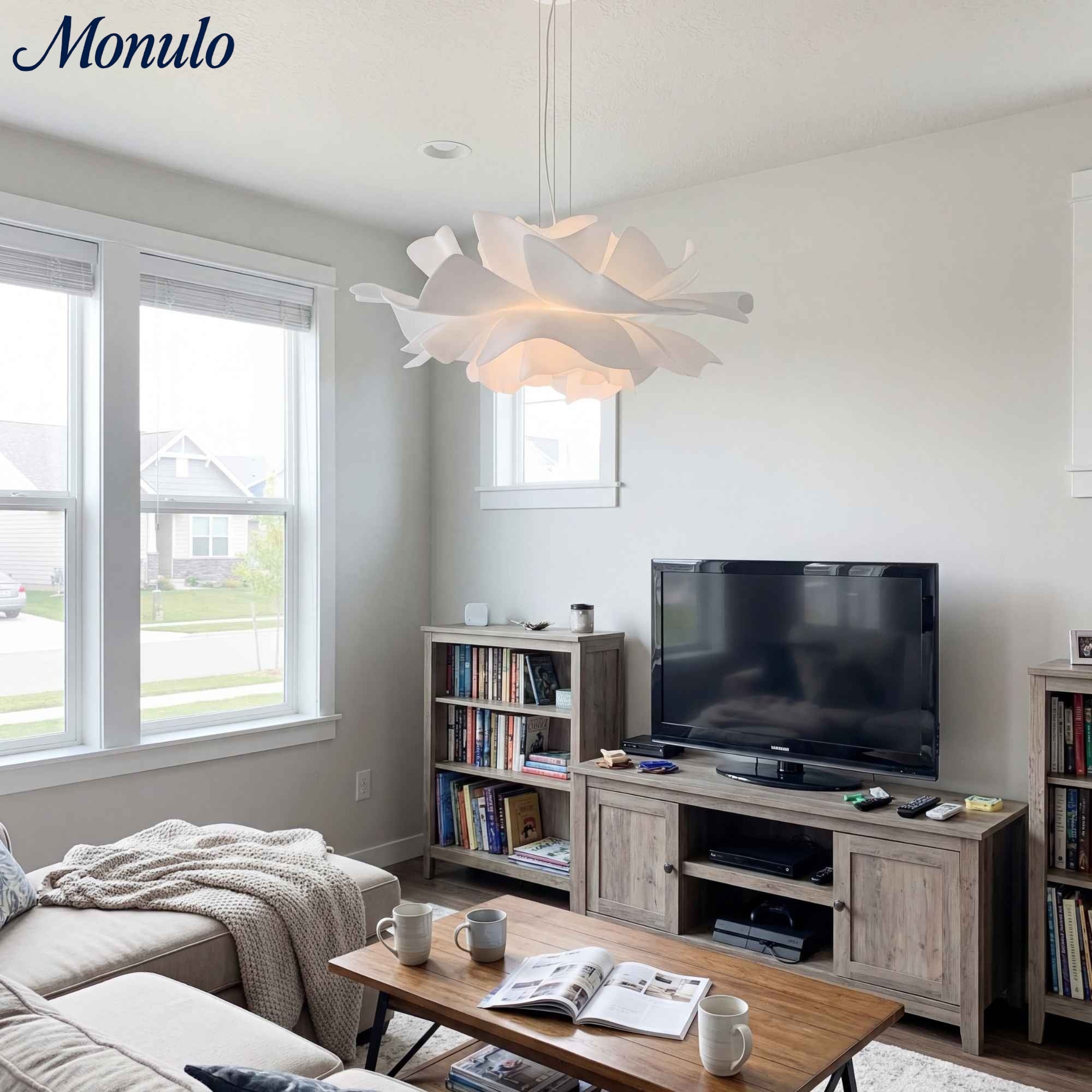 Flora Nordic Floral Sculptural Pendant Lamp - Artistic Decorative Lamp for Living Room | Esilora