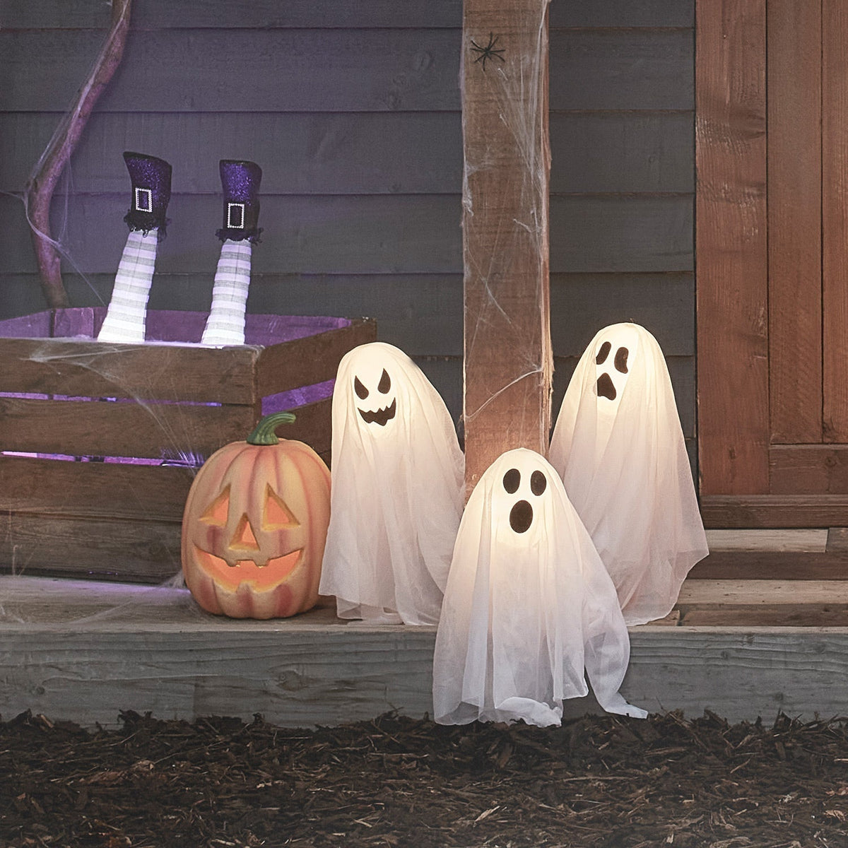 Lămpi LED de Halloween în formă de fantome, cu țăruș — Set de 3 piese
