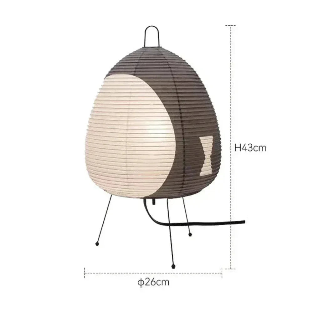 Minimalistická stolní lampa v japonském stylu — železná základna, stínidlo z rýžového papíru