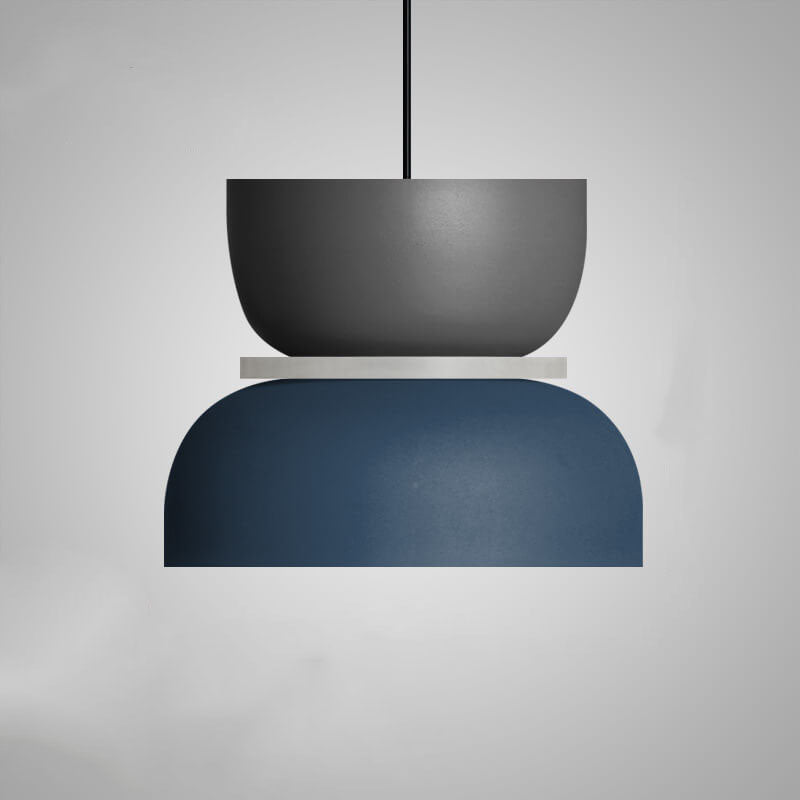 Pendellampe i skandinavisk design — farverig loftlampe i metal