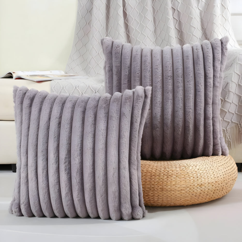 Modern dekorativ plyschkudde till soffa — 45 x 45 cm