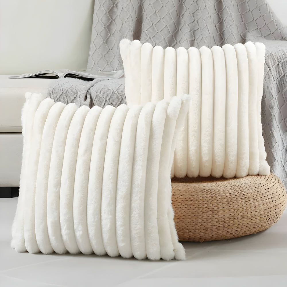 Modern dekorativ plyschkudde till soffa — 45 x 45 cm