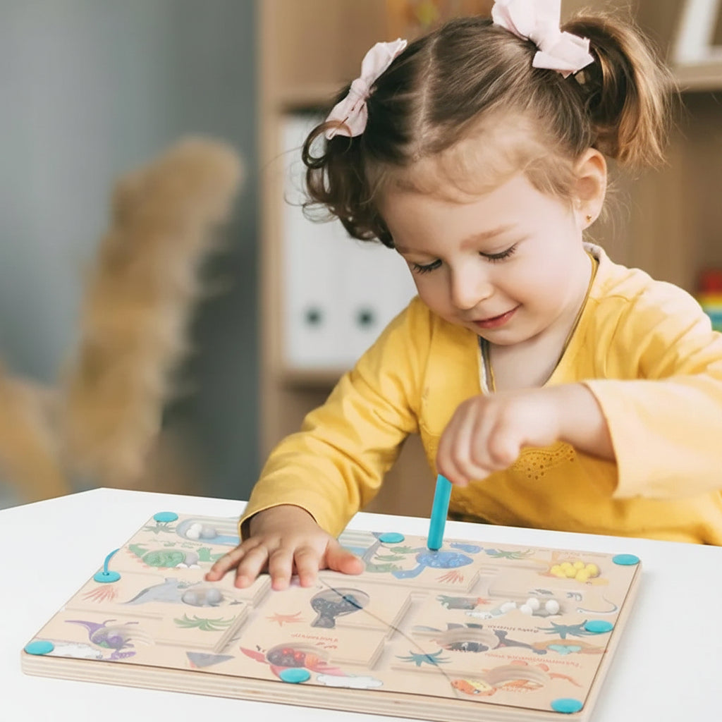 Interaktives Dinosaurier-Lernspiel mit Labyrinth und Magnetstift