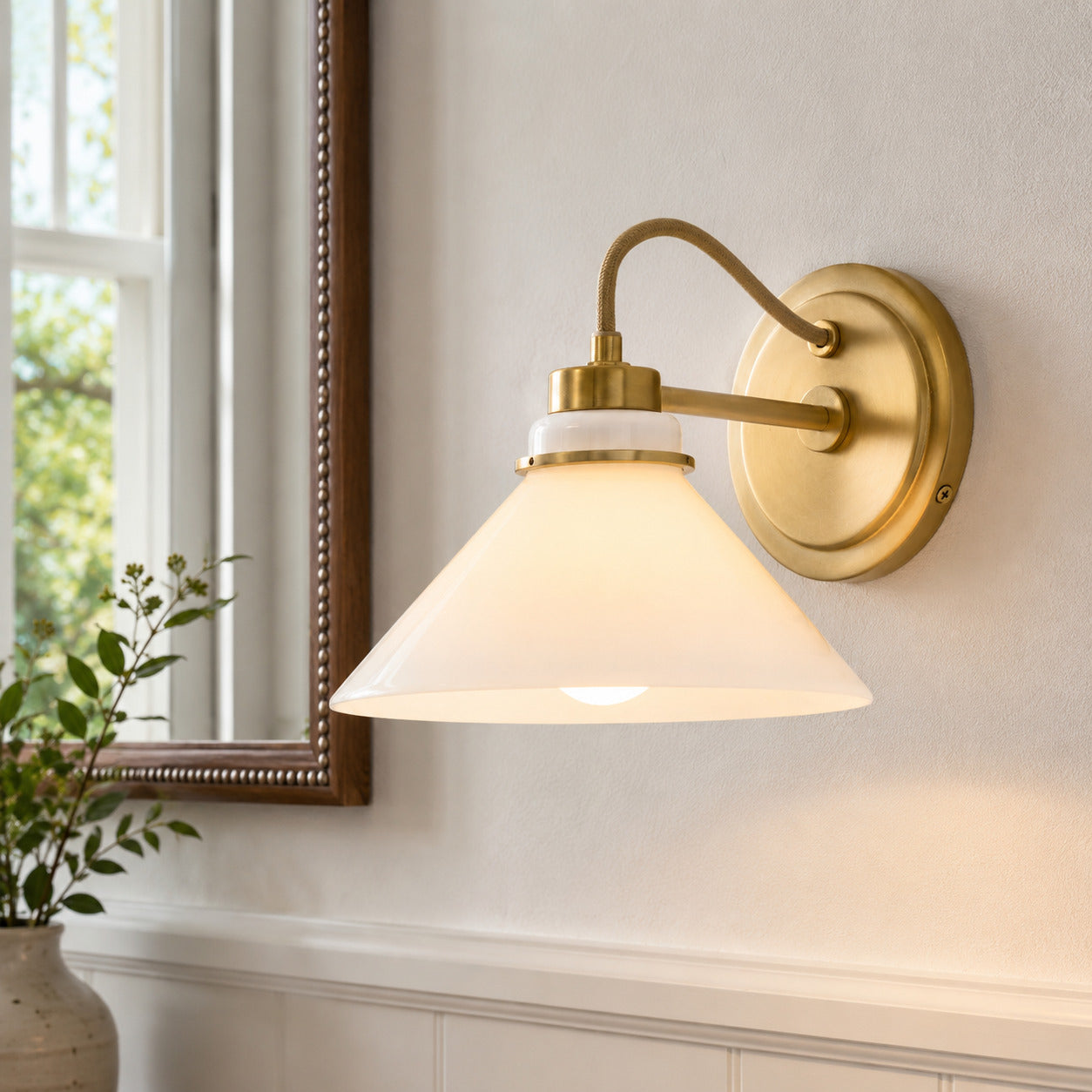 Aurenza Curved Arm Globe Wall Sconce – Modern Industrial Wall Lamp for Bathroom, Bedroom, and Hallway | Esilora