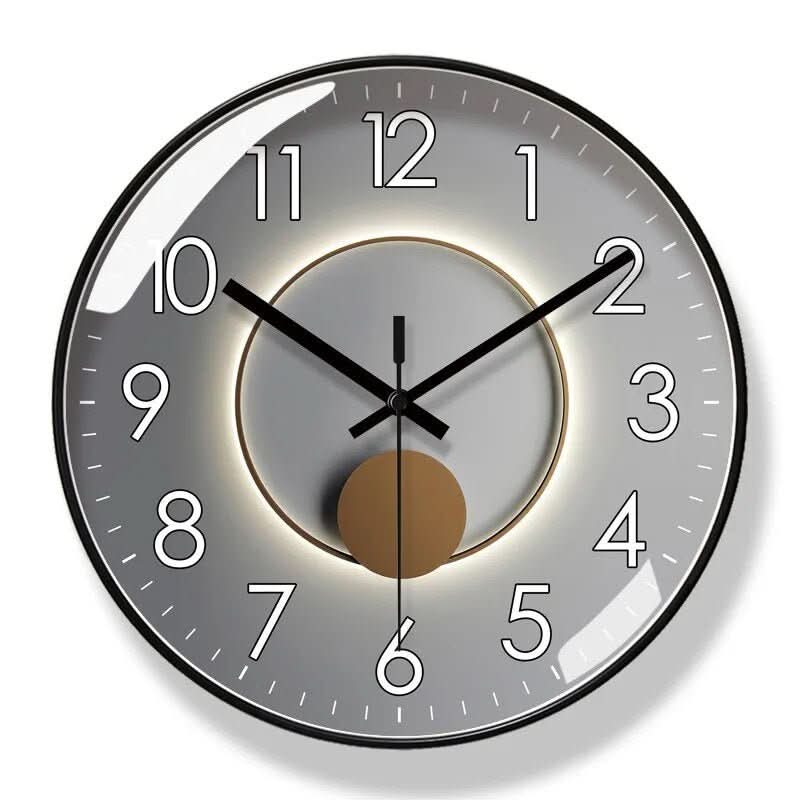 Stylish Black Wall Clock for Home - Accurate Timekeeping Decor - Esilora