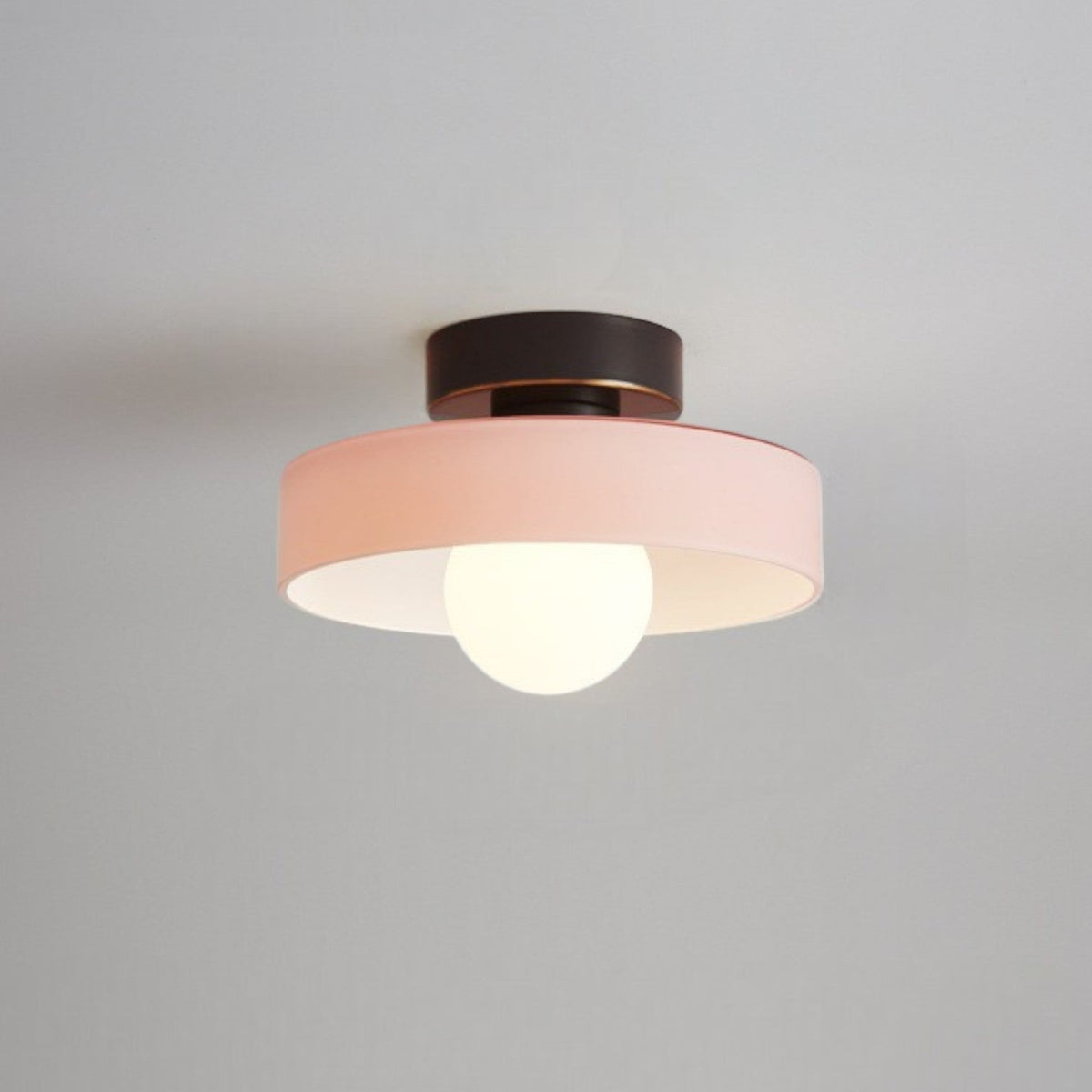 Plafonieră modernă rotundă - sticlă și finisaj din alamă, compatibilă cu LED