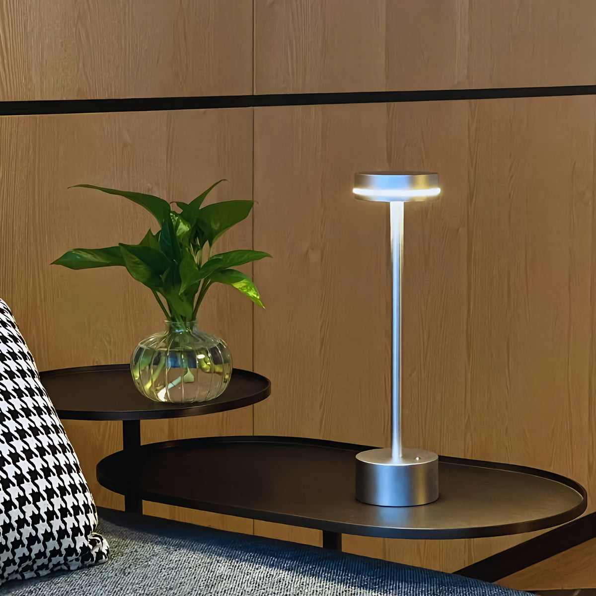 Modern Aluminum LED Table Lamp — Wireless & Dimmable