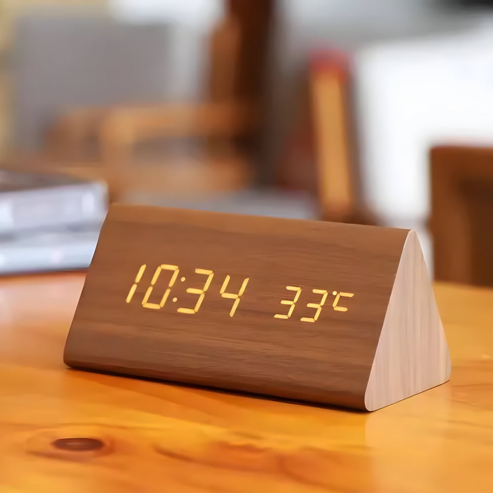 Ceas deșteptător digital LED modern din lemn