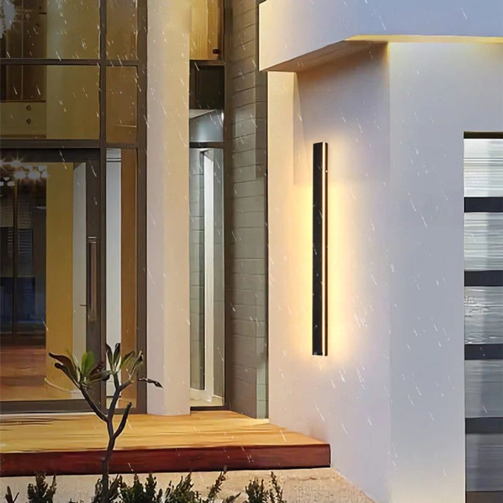 Moderne schlanke Wandleuchte - mehrere Größen und Beleuchtungsoptionen