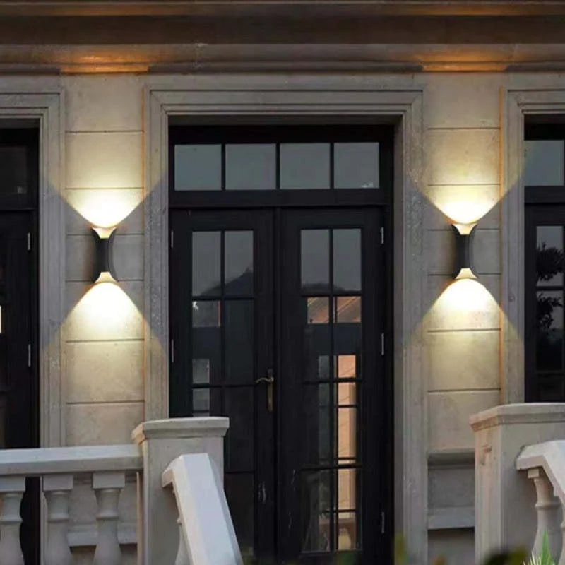 Lampă de perete LED modernă pentru exterior — design durabil din aluminiu