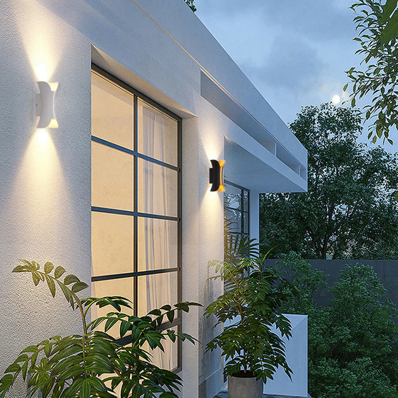 Lampă de perete LED modernă pentru exterior — design durabil din aluminiu