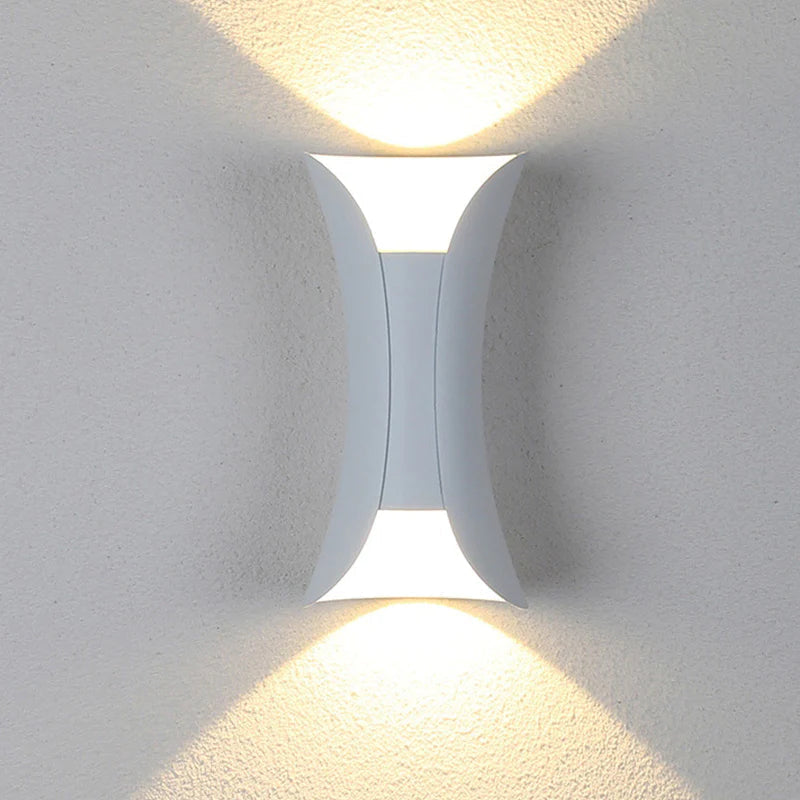 Lampă de perete LED modernă pentru exterior — design durabil din aluminiu