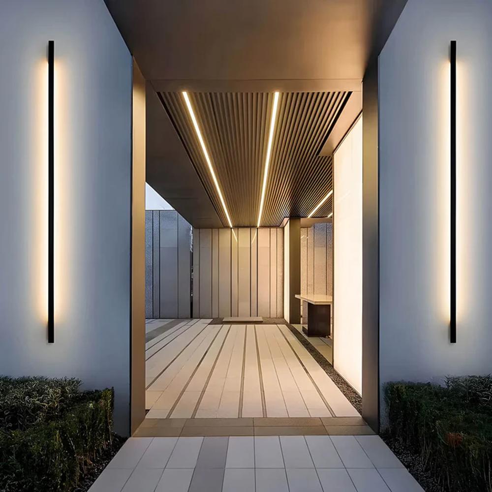 Minimalistické černé venkovní solární LED nástěnné svítidlo bez kabelů