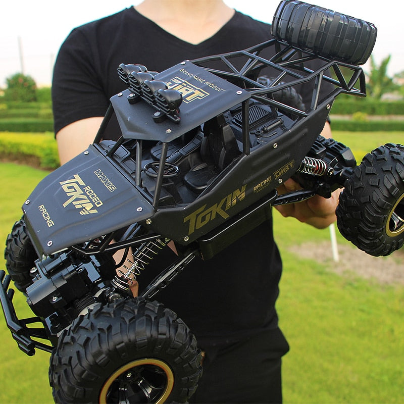 Sturdy Off-Road Toy Vehicle – Versatile Car for Indoor and Outdoor Use - Esilora