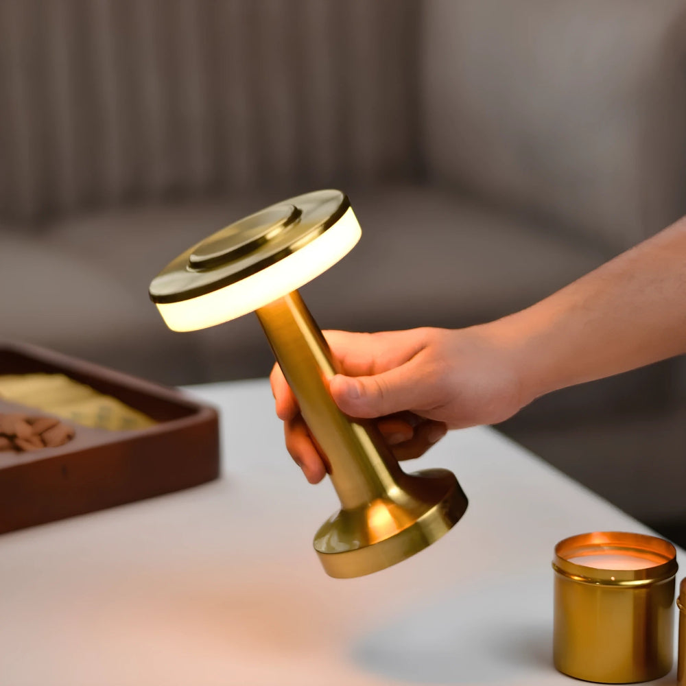 Retro bordslampa — modern design, sladdlös belysning