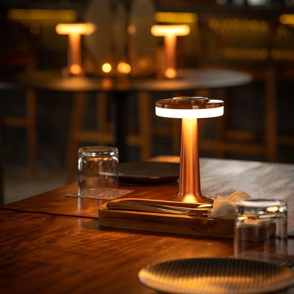 Retro bordslampa — modern design, sladdlös belysning