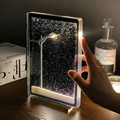 Lampe de table Chute de neige — Lueur givrée diffuse et particules flottantes