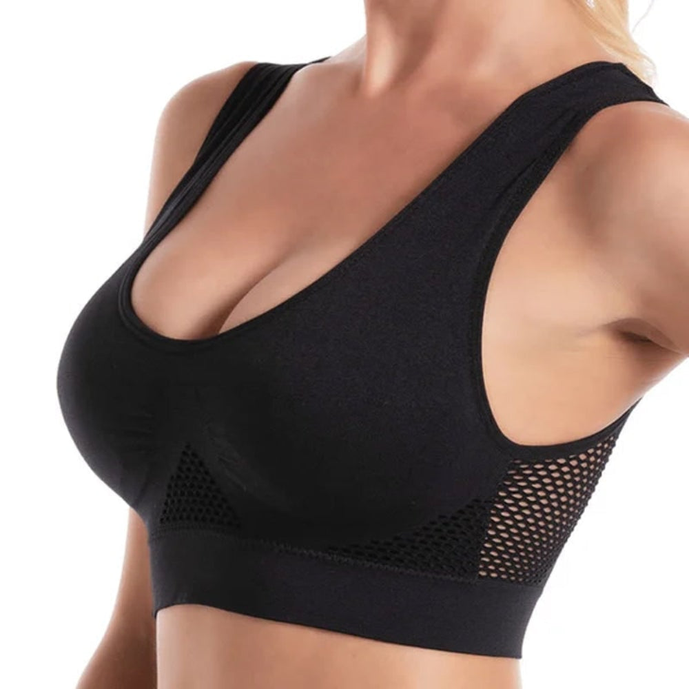 Seamless Padded Sports Bra — Breathable Support Design