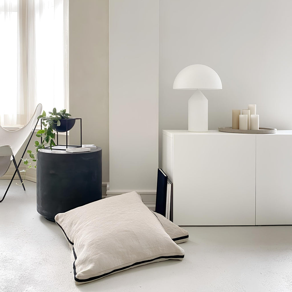Modern LED-bordslampa - dimbar metalldesign
