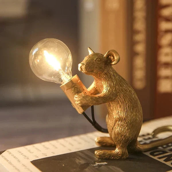 Lampada da tavolo Artimouse — design giocoso a forma di topo, luce d’accento LED